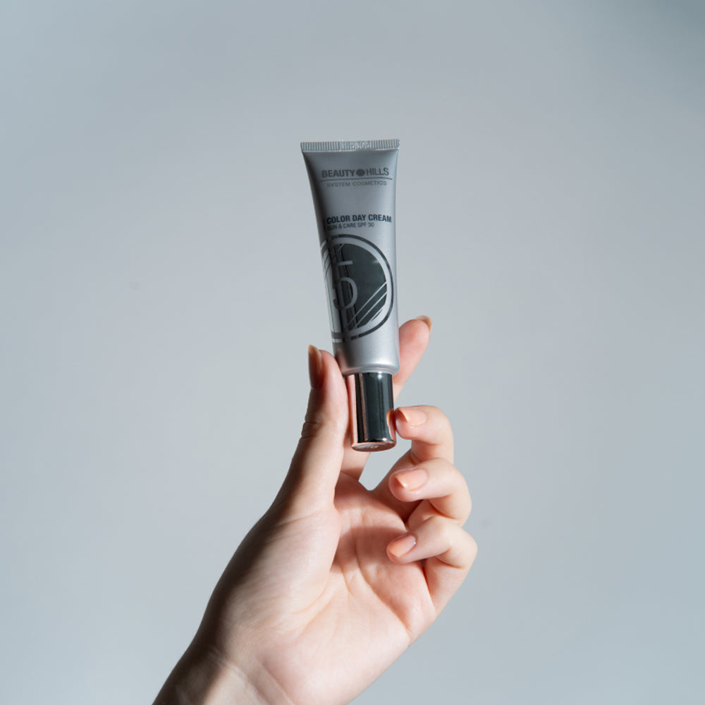 Крем тональный дневной антивозрастной - Beauty Hills Color Day Cream Care & Sun SPF30