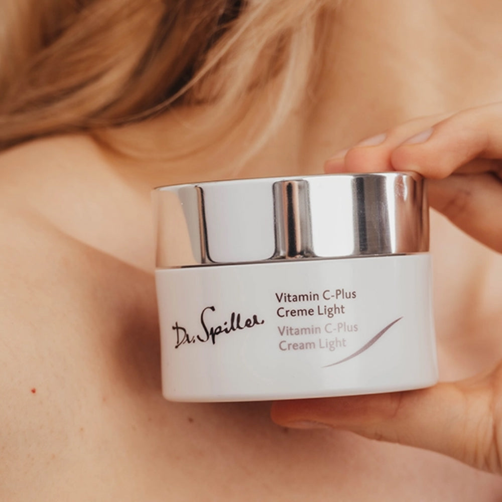 Легкий антиоксидантний крем з вітаміном С - Dr. Spiller Vitamin C-Plus Cream Light