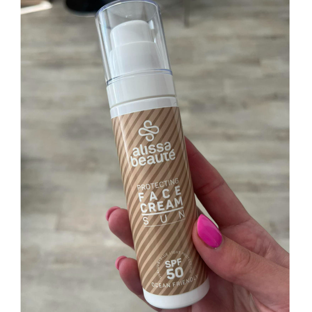 Солнцезащитный крем SPF 50+ - Alissa Beaute Protecting Face Cream SPF 50+