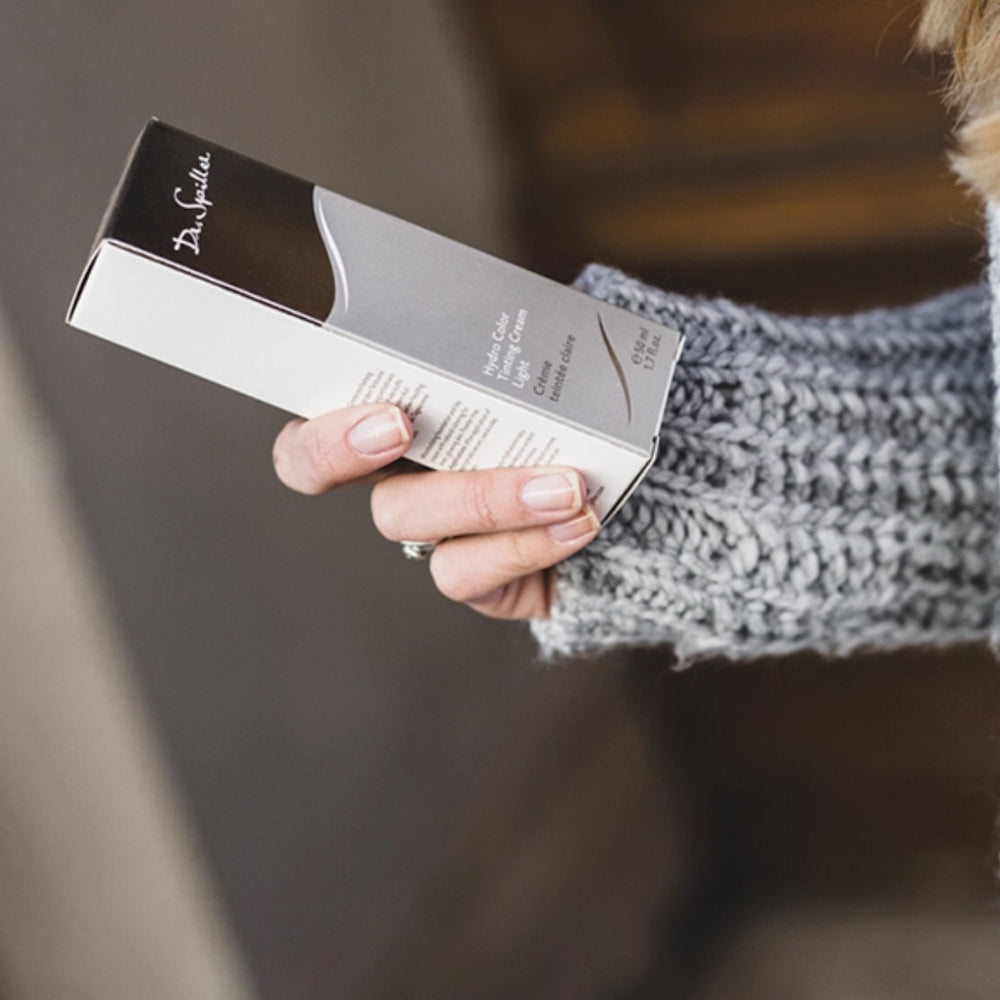 Тональный крем светлый – Dr. Spiller Hydro Colour Tinting Cream Light