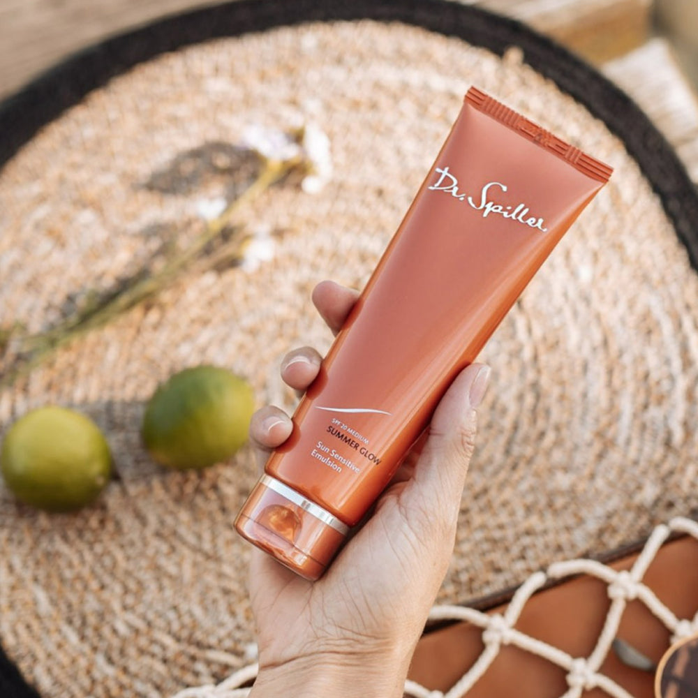 Сонцезахисне молочко для обличчя і тіла - Dr. Spiller Sun Sensitive Emulsion Spf 20