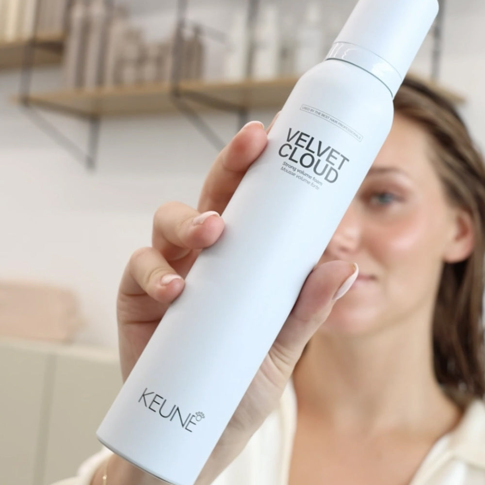 Міцна піна для створення об’єму - Keune Style Velvet Cloud 2