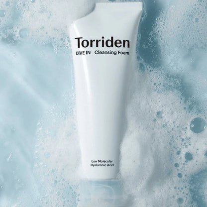 Очищаюча піна з низькомолекулярною гіалуроновою кислотою - Torriden Dive-In Cleansing Foam